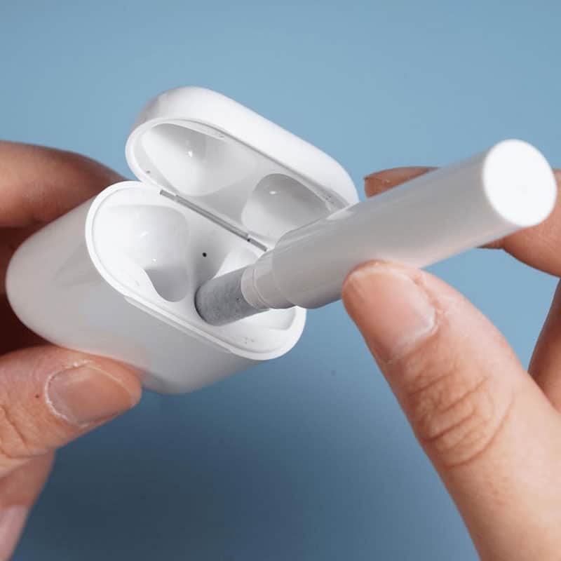 3-i-1 Rengøringspen til AirPods 3 - reFix.dk